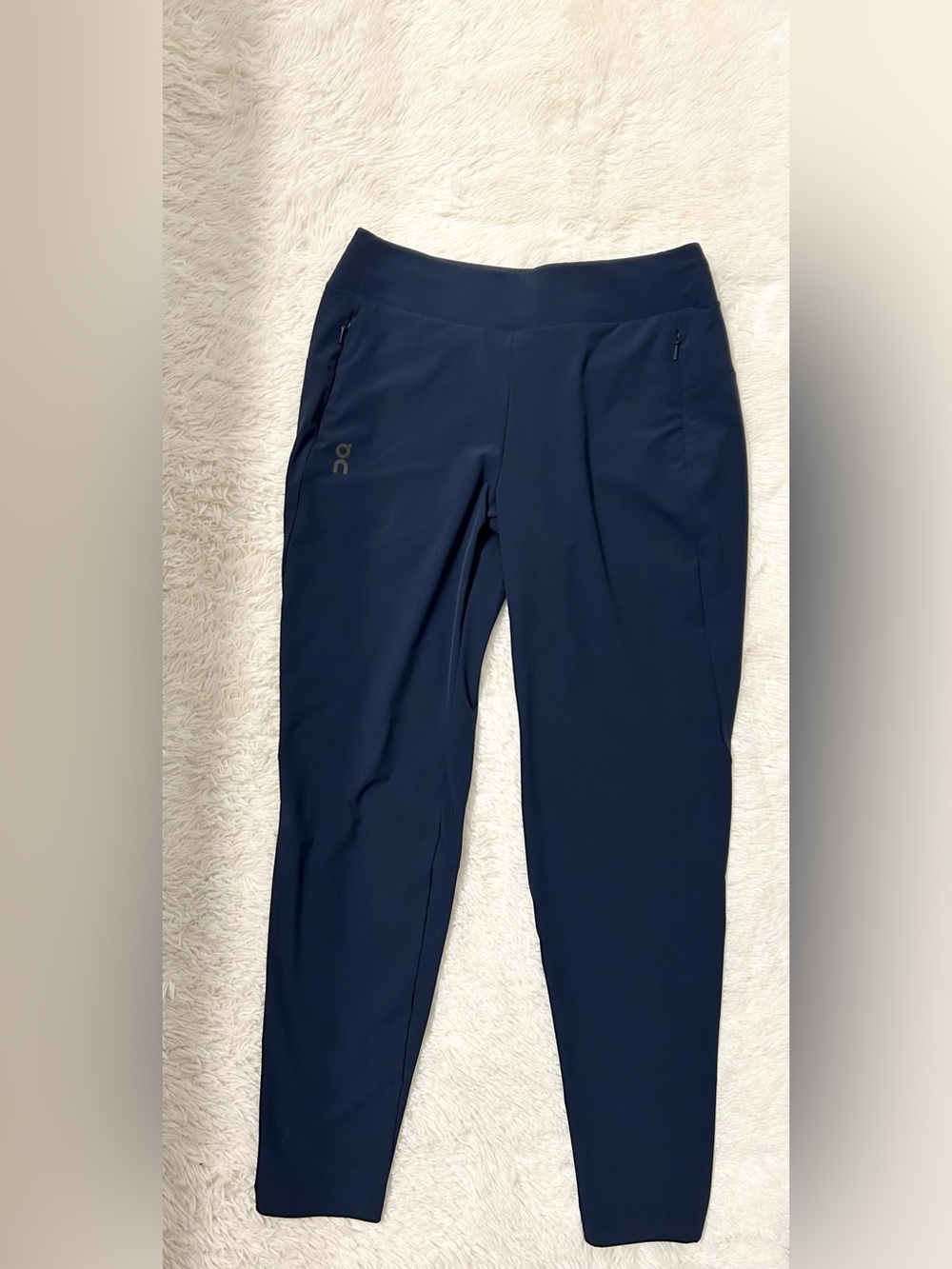 On Cloud Run on Clouds Lightweight Women’s Pants - Navy Blue